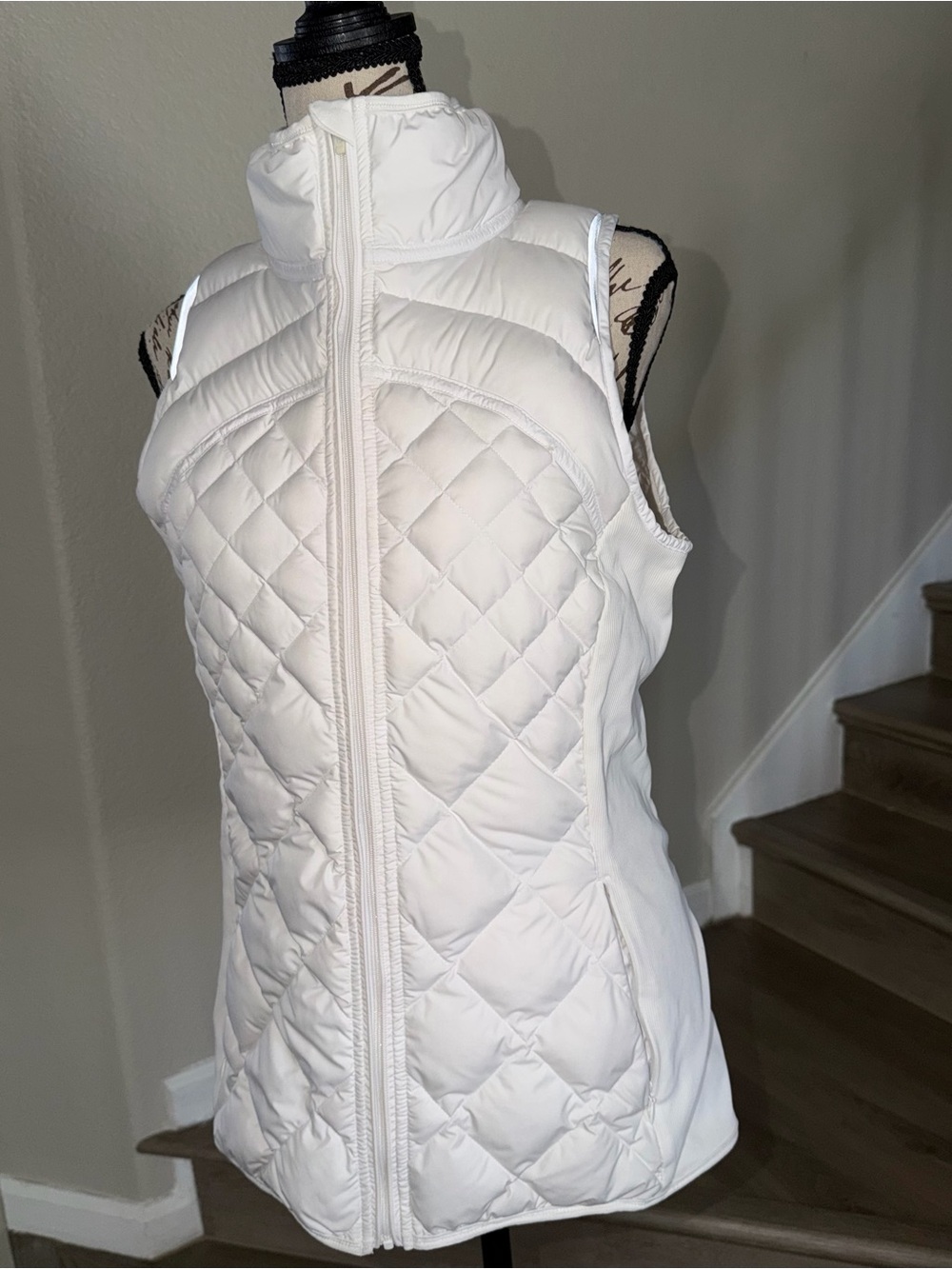 Lululemon Fluff off Quilted Puffer Vest - Lightweight